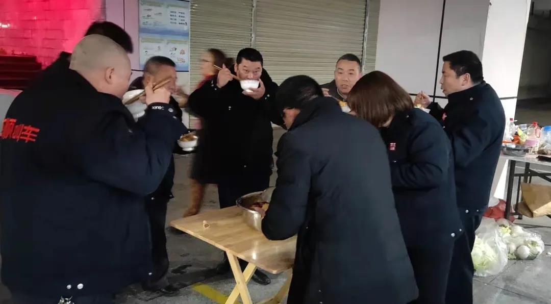 萬(wàn)順叫車(chē)-本地司機(jī)熟人熟路