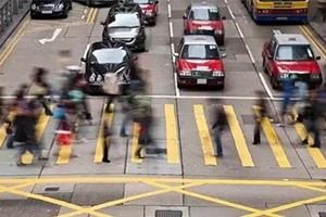 車輛右轉(zhuǎn)彎時(shí)不注意這些！兩本駕照都不夠扣，老司機(jī)都會(huì)犯錯(cuò)！