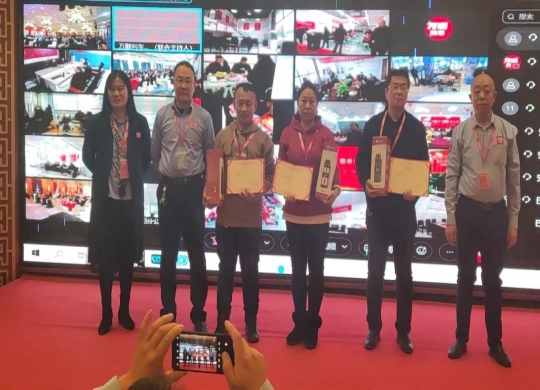 太原實(shí)體店楊利君：在萬(wàn)順叫車(chē)脫胎換骨，小店也有大發(fā)展